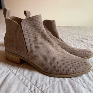Dolce Vita Booties